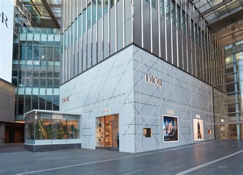 Dior stores in India